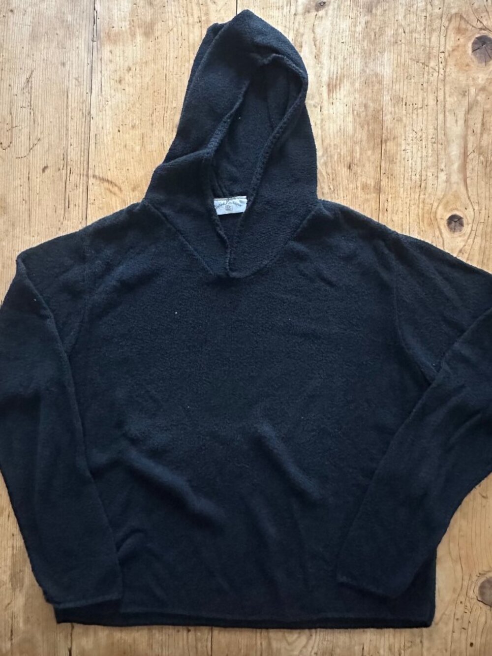 United Knitwear Black Hooded Sweater Size M